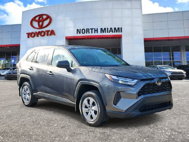 Used 2024 Toyota RAV4 LE FWD image 1