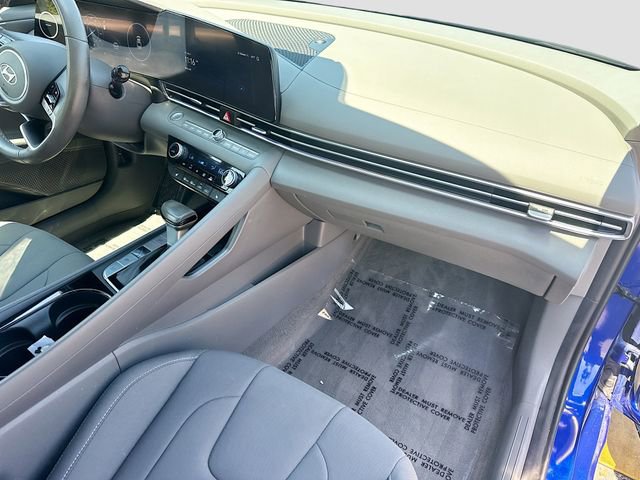 Certified 2024 Hyundai Elantra SEL w/ Convenience Package FWD image 27