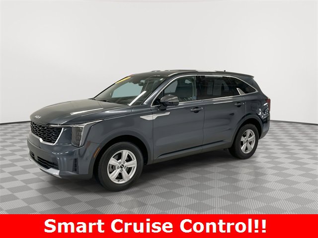 Used 2024 Kia Sorento LX image 5