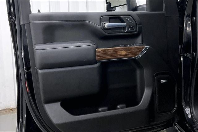 Used 2022 Chevrolet Silverado 3500 High Country AWD/4WD image 21