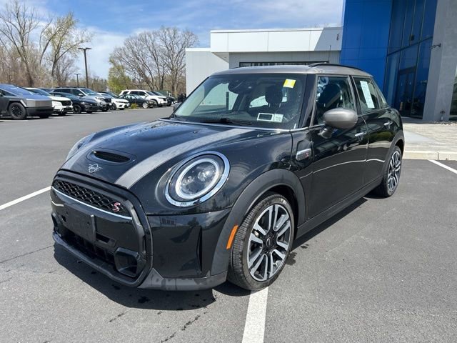 Used 2023 MINI Cooper S FWD image 2