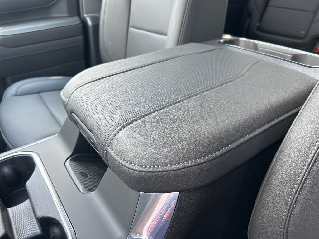 New 2026 Chevrolet Silverado 2500 LTZ w/ LTZ Convenience Package image 33