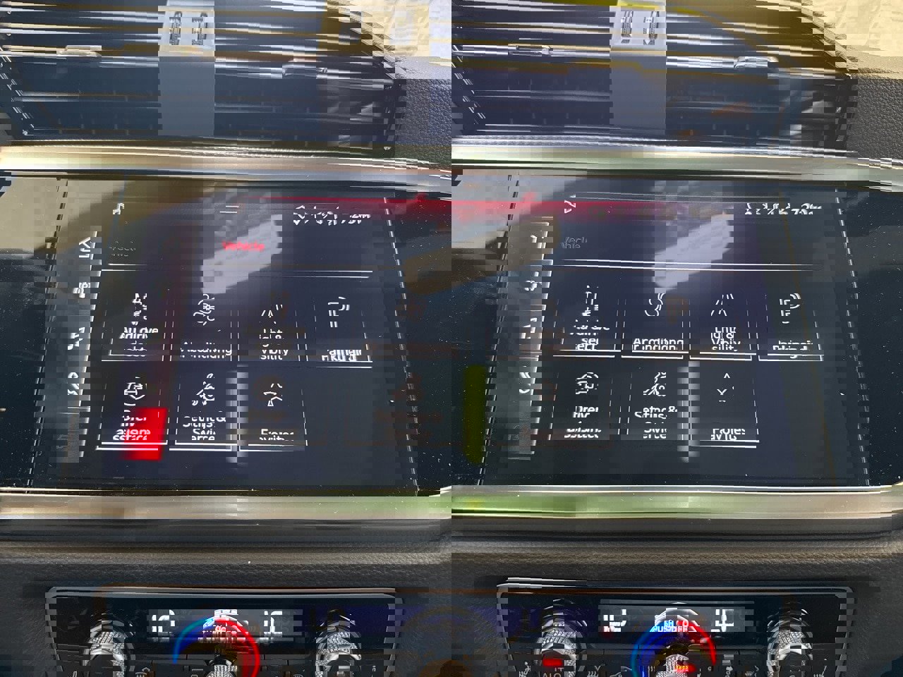 New 2025 Audi Q3 2.0T Premium image 28