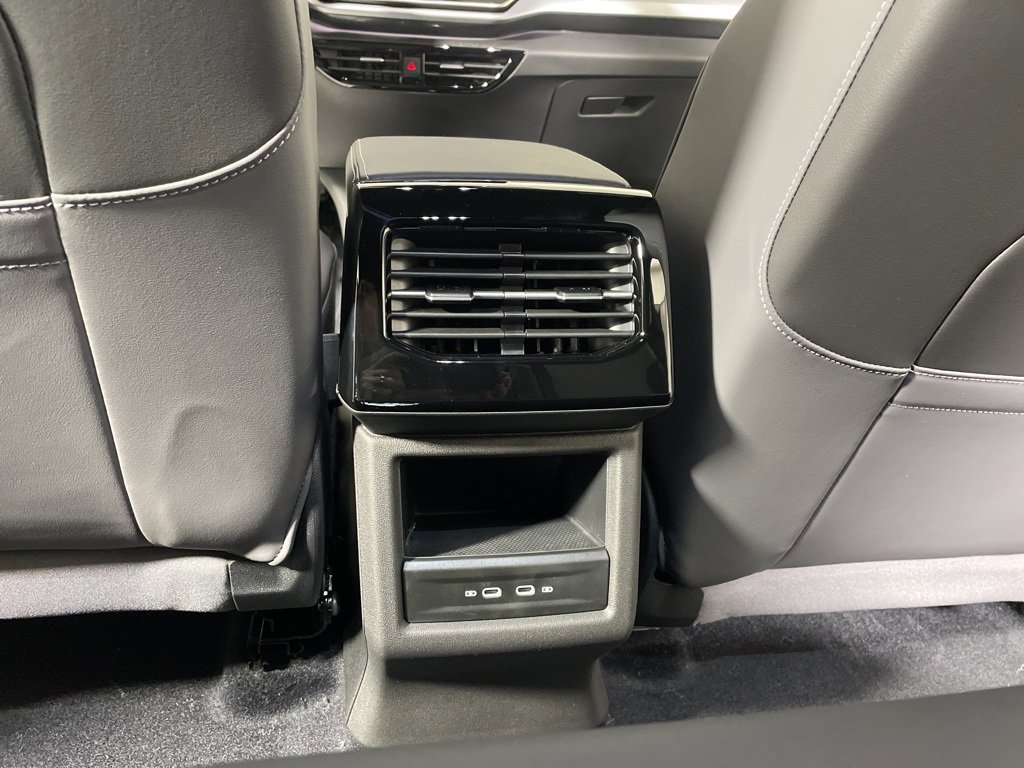 New 2026 Volkswagen ID.4 Pro image 20