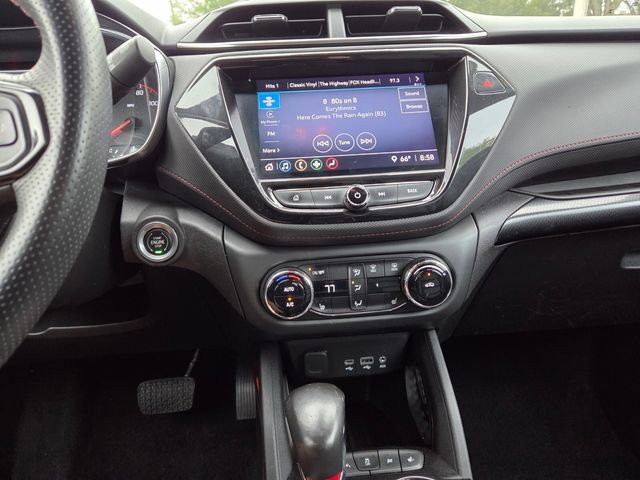 Used 2021 Chevrolet TrailBlazer RS w/ Convenience Package image 29