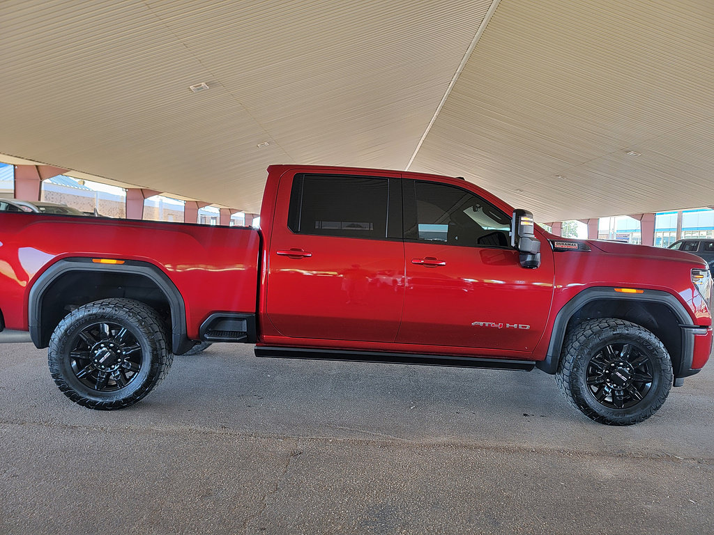 Used 2025 GMC Sierra 2500 AT4 w/ Technology Package AWD/4WD image 6