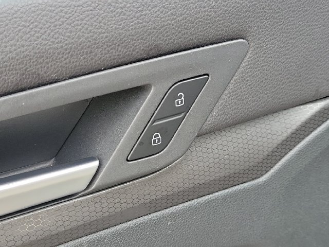 Used 2023 Volkswagen GTI 40th Anniversary Edition FWD image 19