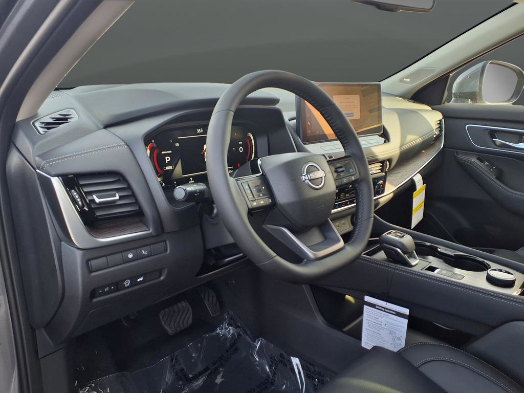 New 2026 Nissan Rogue Platinum w/ Platinum Premium Package image 12