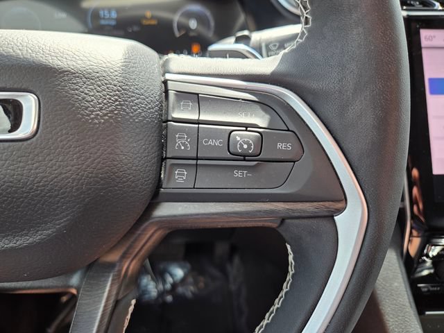 Used 2024 Jeep Grand Cherokee Limited RWD image 31