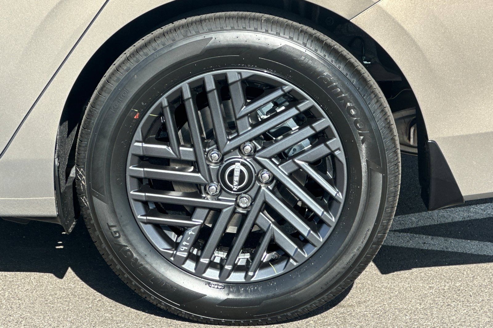New 2027 Nissan Sentra SV FWD image 29