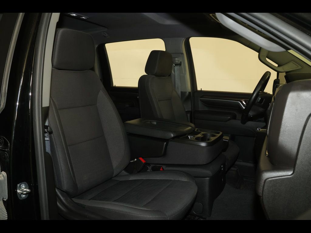 Used 2024 Chevrolet Silverado 2500 LT w/ Convenience Package image 31