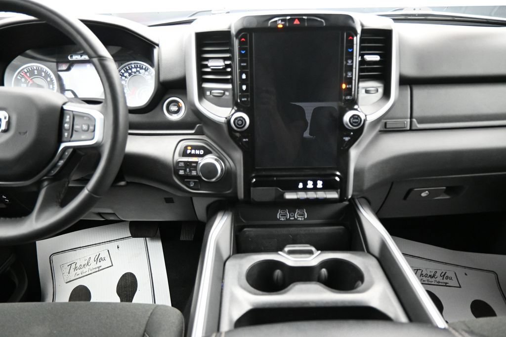 Used 2025 RAM 1500 Big Horn AWD/4WD image 18