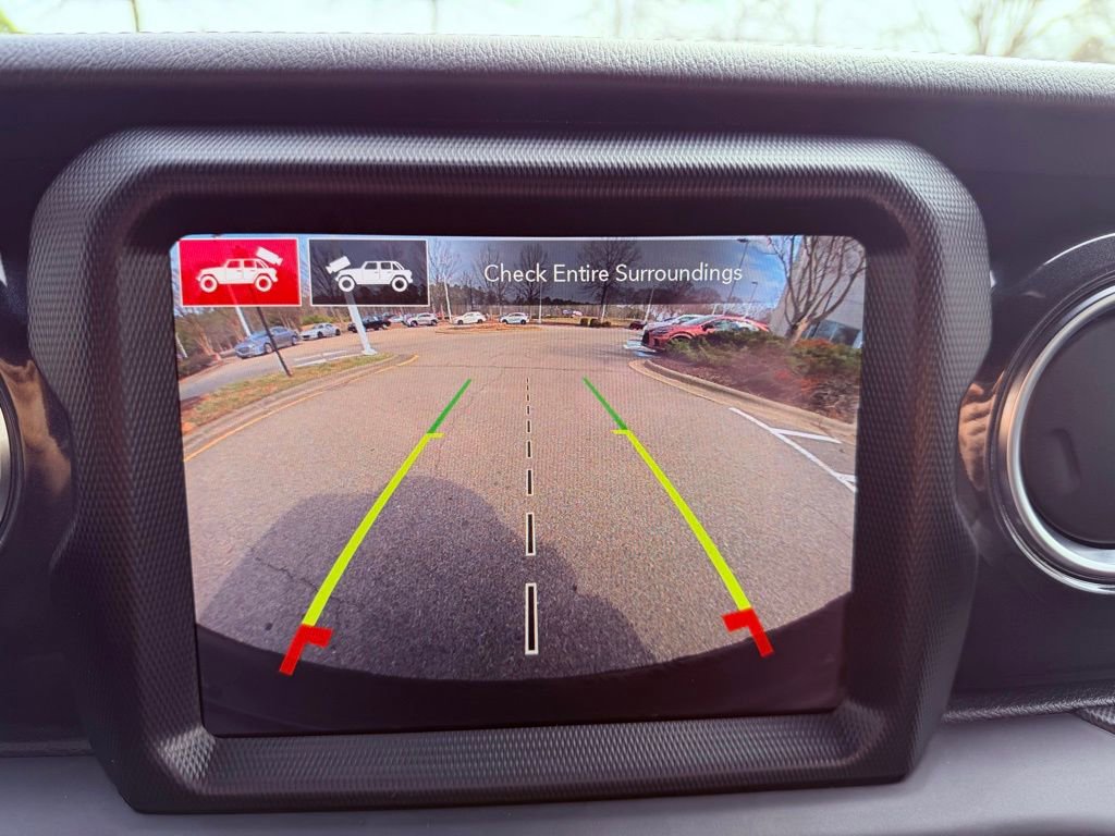 Used 2023 Jeep Wrangler Unlimited Rubicon 392 image 25