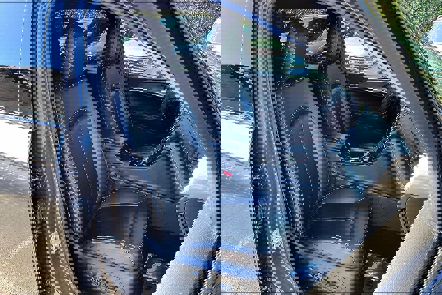 Used 2024 Jeep Grand Cherokee L Limited w/ Black Appearance Package image 7