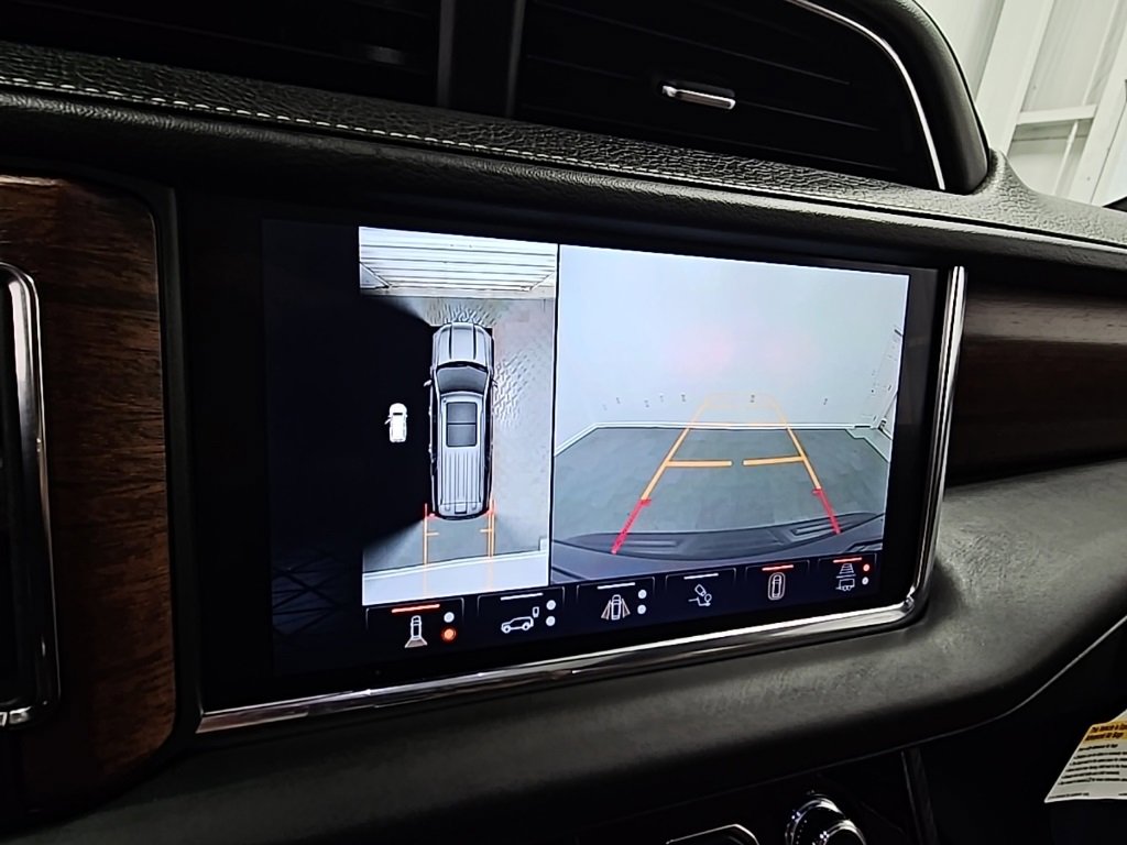 Certified 2024 GMC Yukon Denali Ultimate image 18