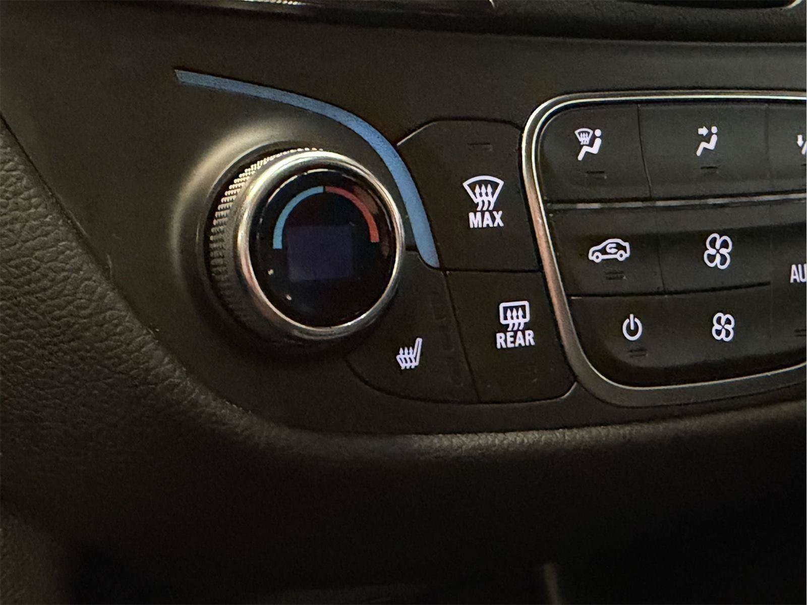 Certified 2022 Chevrolet Equinox RS AWD/4WD image 42