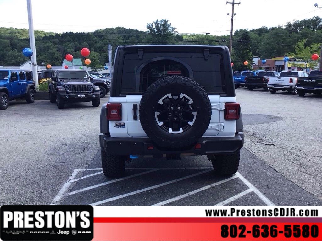 Used 2024 Jeep Wrangler Unlimited Rubicon 4xe AWD/4WD image 4
