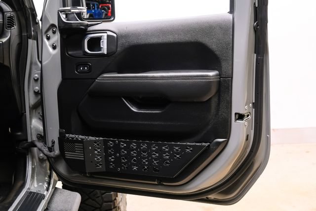 Used 2021 Jeep Wrangler Unlimited Sahara w/ Dual Top Group AWD/4WD image 70