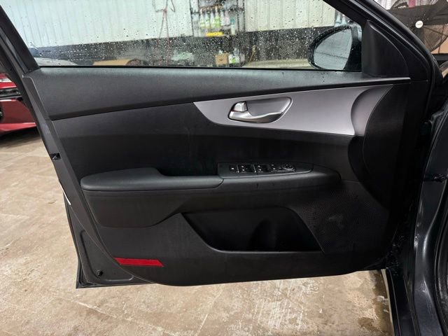 Used 2024 Kia Forte LXS image 11