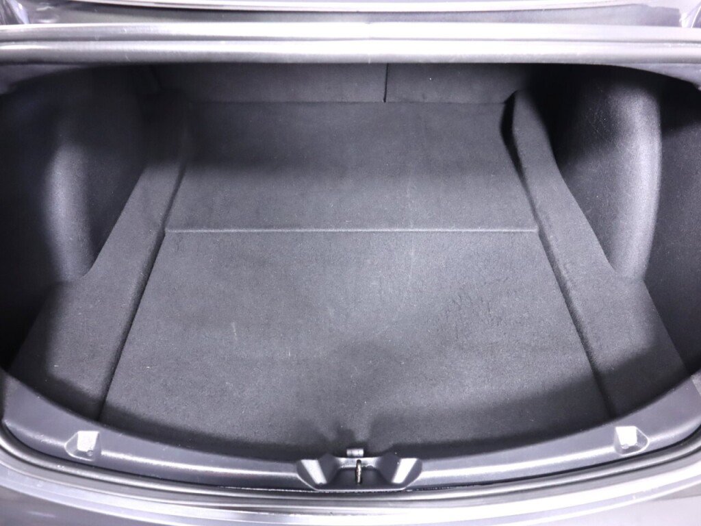 Used 2018 Tesla Model 3 Long Range RWD image 31