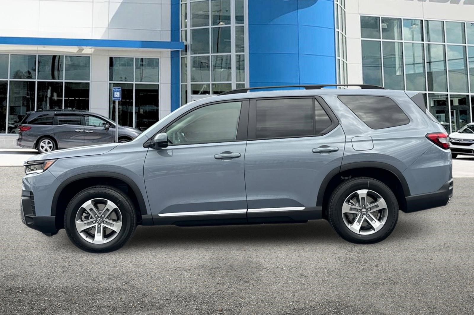 New 2026 Honda Pilot EX-L image 2