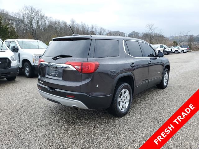 Used 2017 GMC Acadia SLE image 4