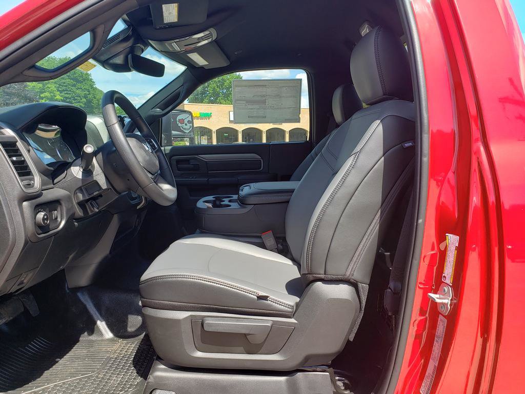 New 2026 RAM 2500 Tradesman AWD/4WD image 10