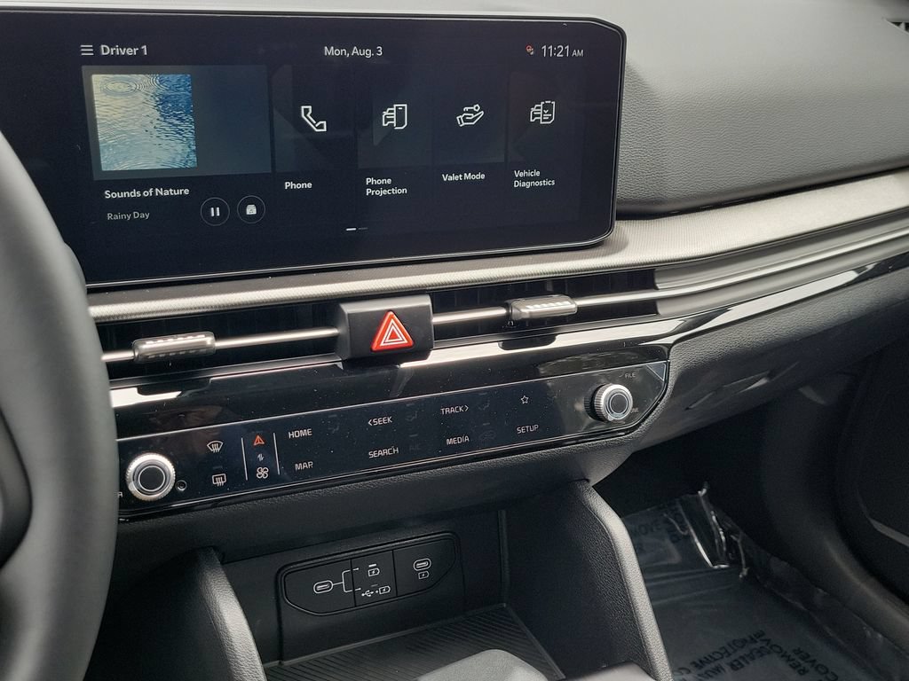 New 2026 Kia Sportage LX FWD image 14