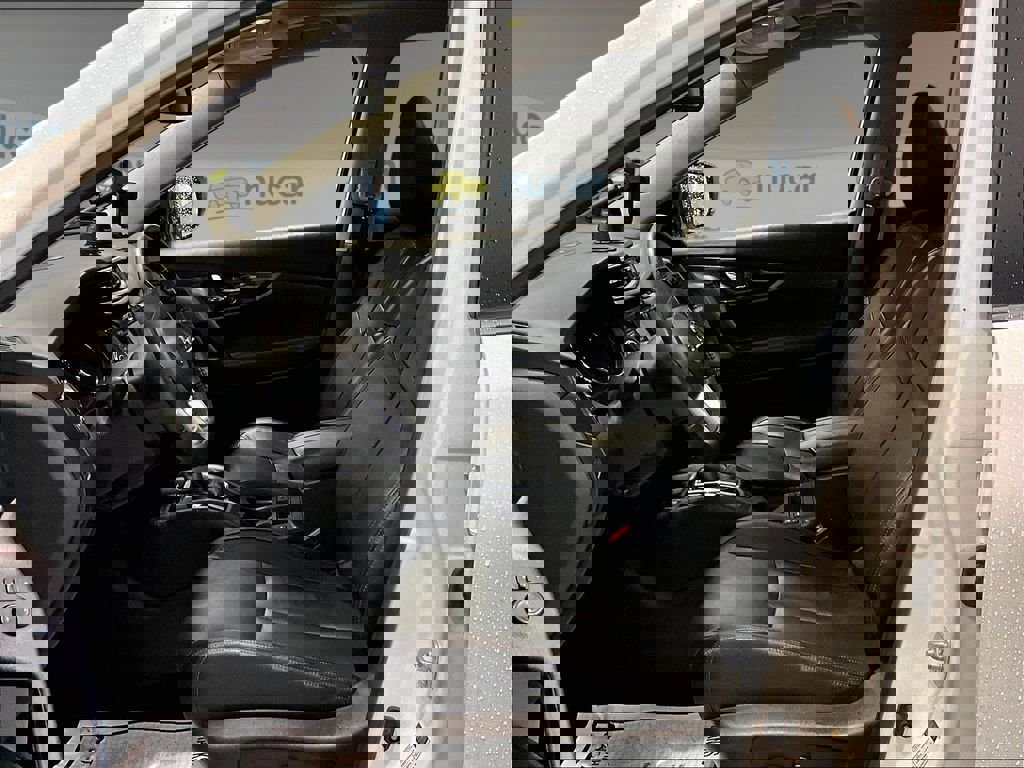 Used 2020 Nissan Rogue SL w/ Premium Package image 11