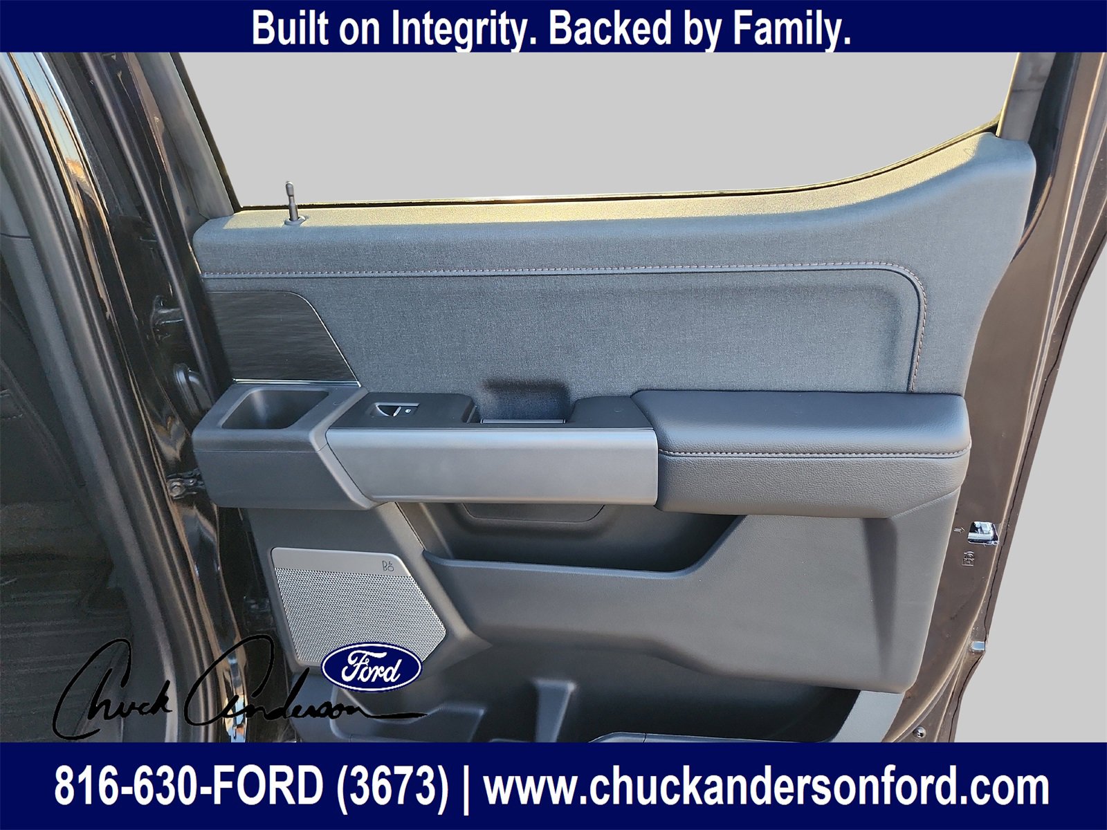 New 2025 Ford F150 Lariat w/ Equipment Group 502A High image 28