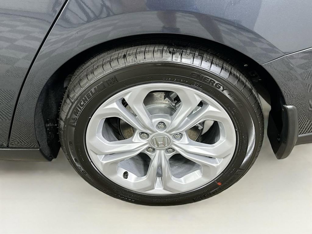 Used 2025 Honda Accord LX image 24