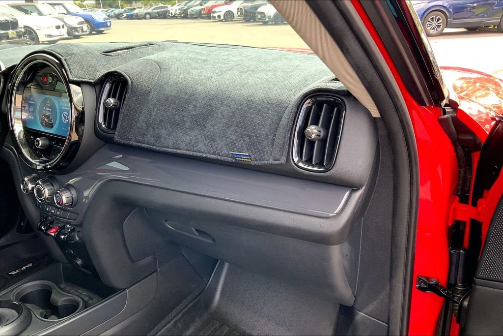 Certified 2024 MINI Cooper Countryman image 18