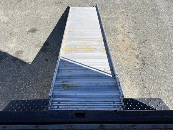 Used 2024 Ford E-450 and Econoline 450 Super Duty w/ Power Windows & Locks Group image 43