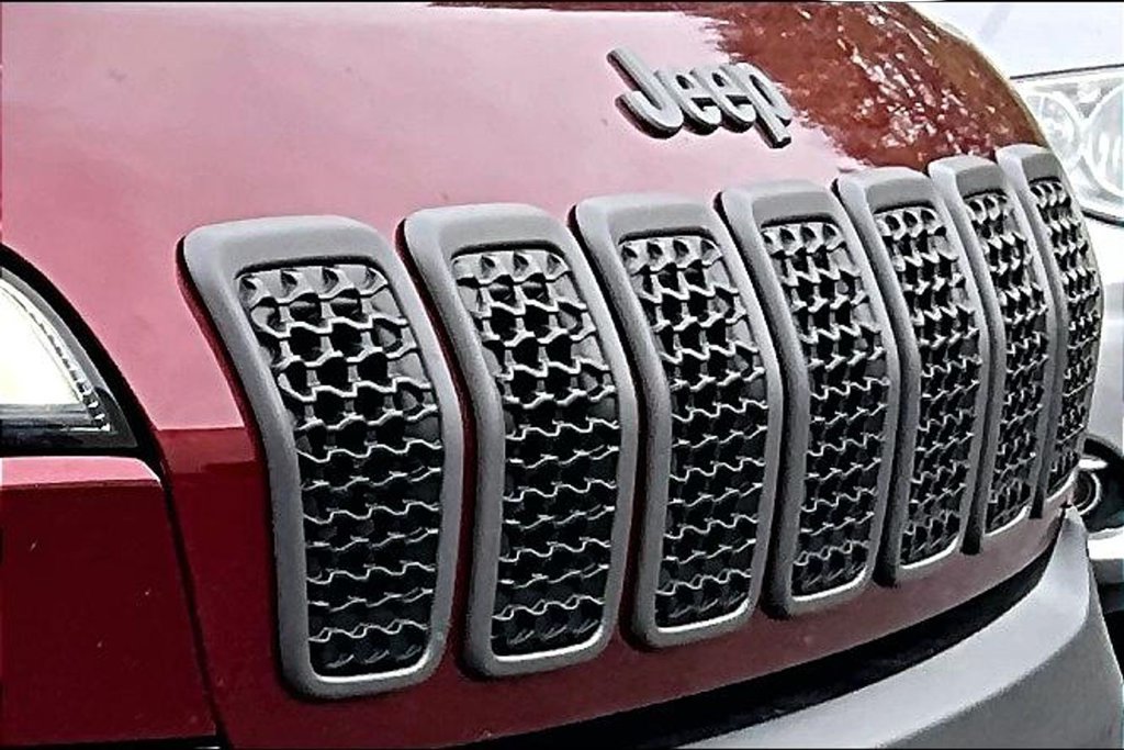 Used 2021 Jeep Cherokee Trailhawk w/ Sun, Sound & Nav Group AWD/4WD image 30