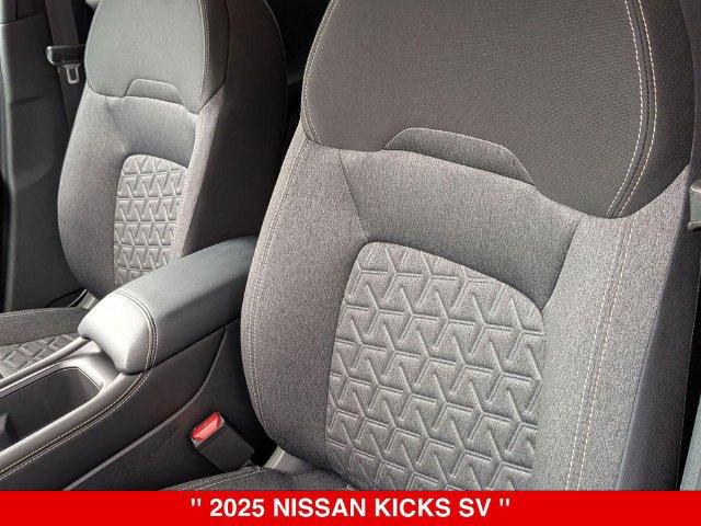 Certified 2025 Nissan Kicks SV AWD/4WD image 15