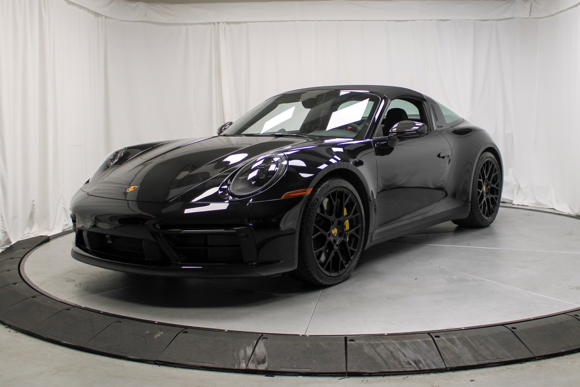 Certified 2023 Porsche 911 Targa 4 GTS image 6