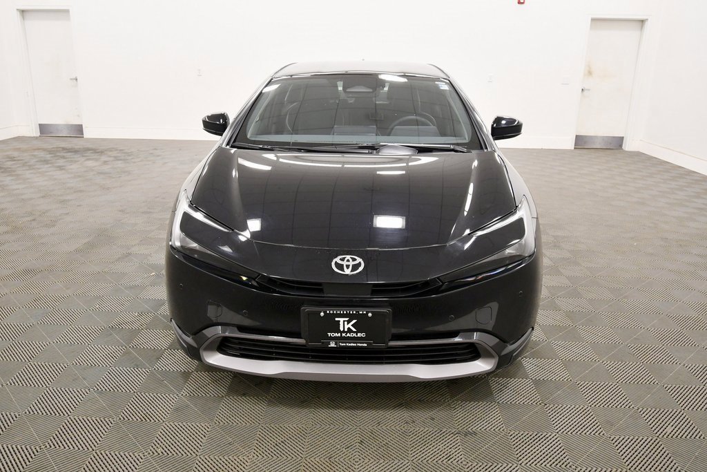 Used 2024 Toyota Prius XLE image 11