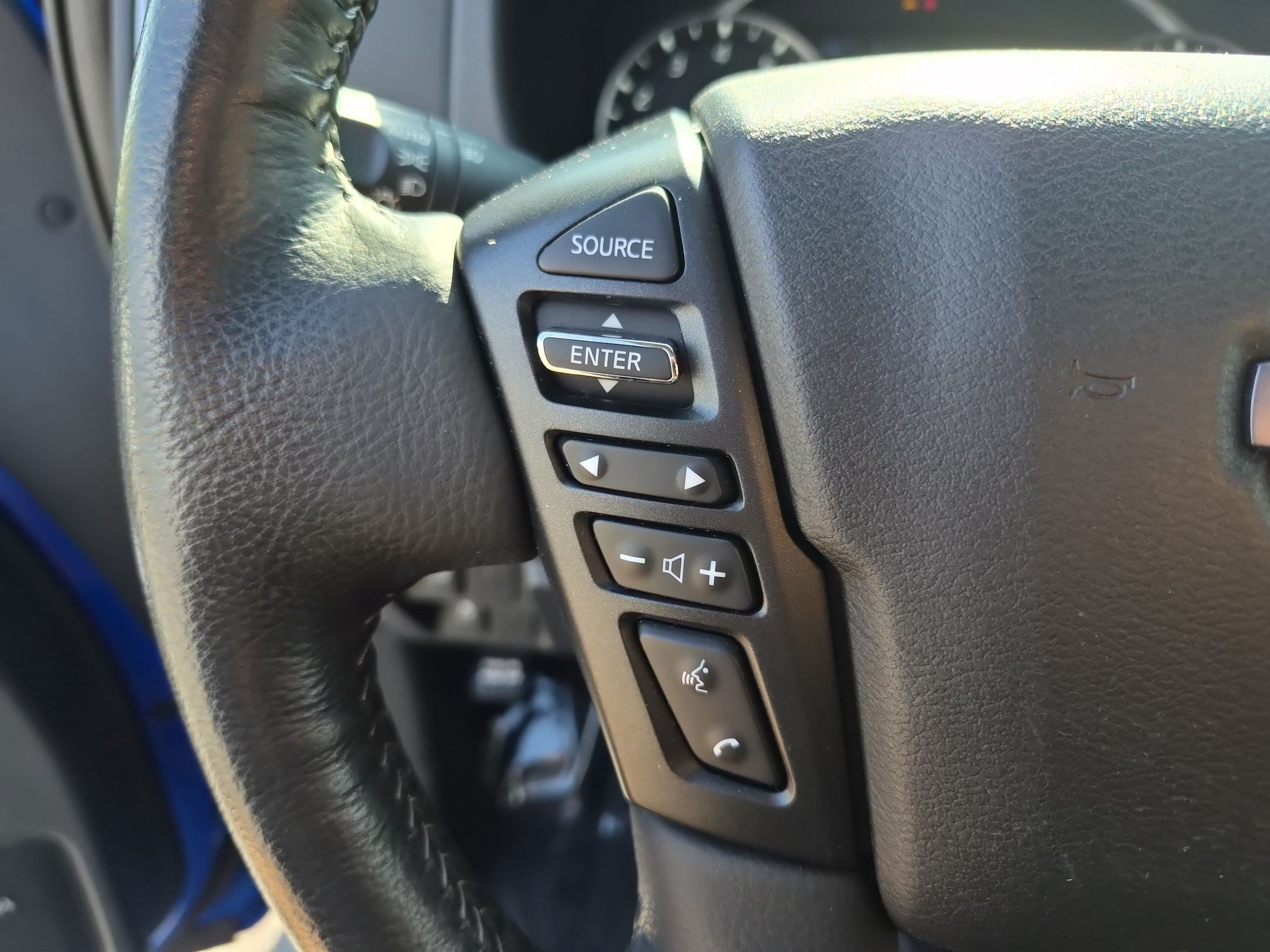 Certified 2024 Nissan Frontier SL w/ Technology Package RWD image 18