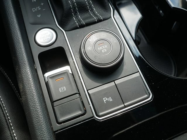 Certified 2023 Volkswagen Atlas SEL AWD/4WD image 31