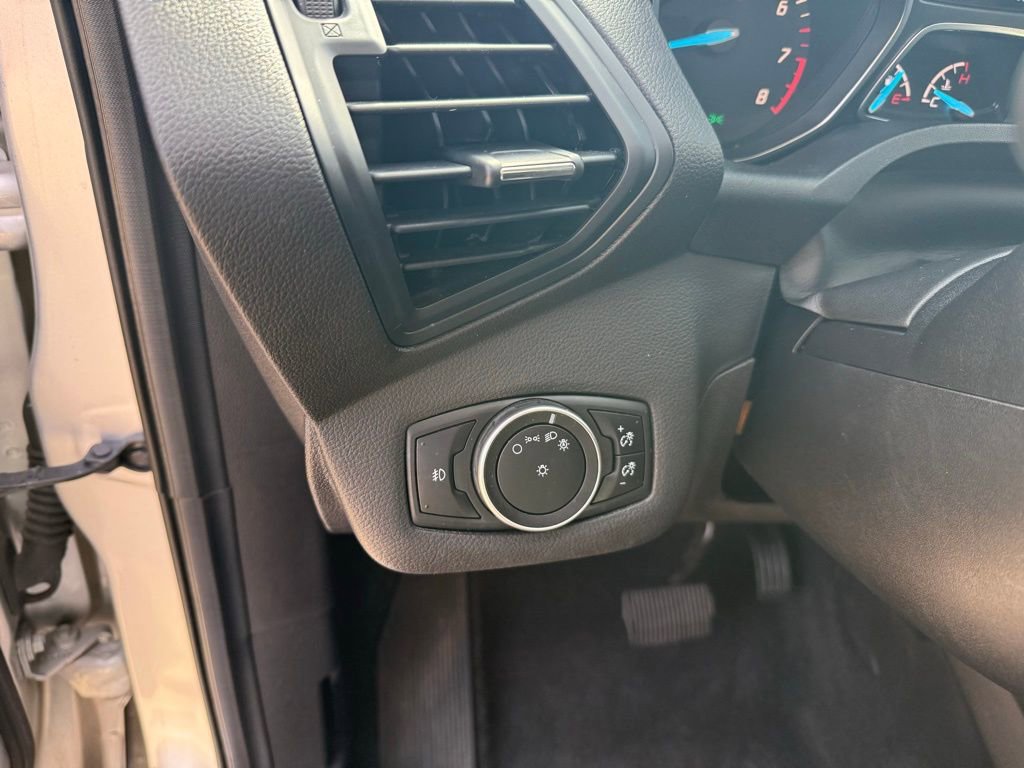 Used 2016 Ford Escape SE image 13