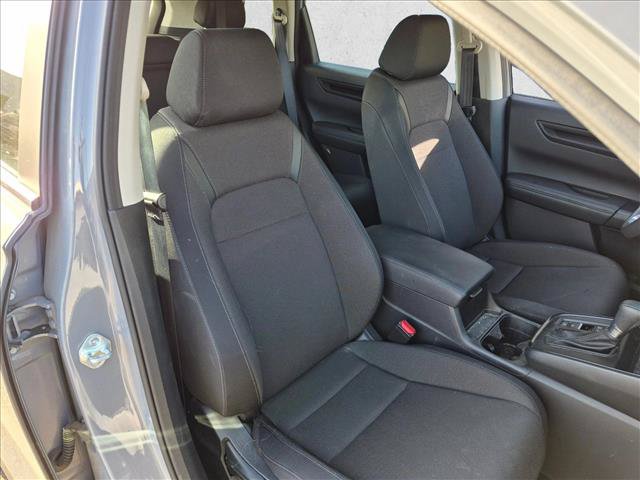 Used 2023 Honda CR-V LX image 17