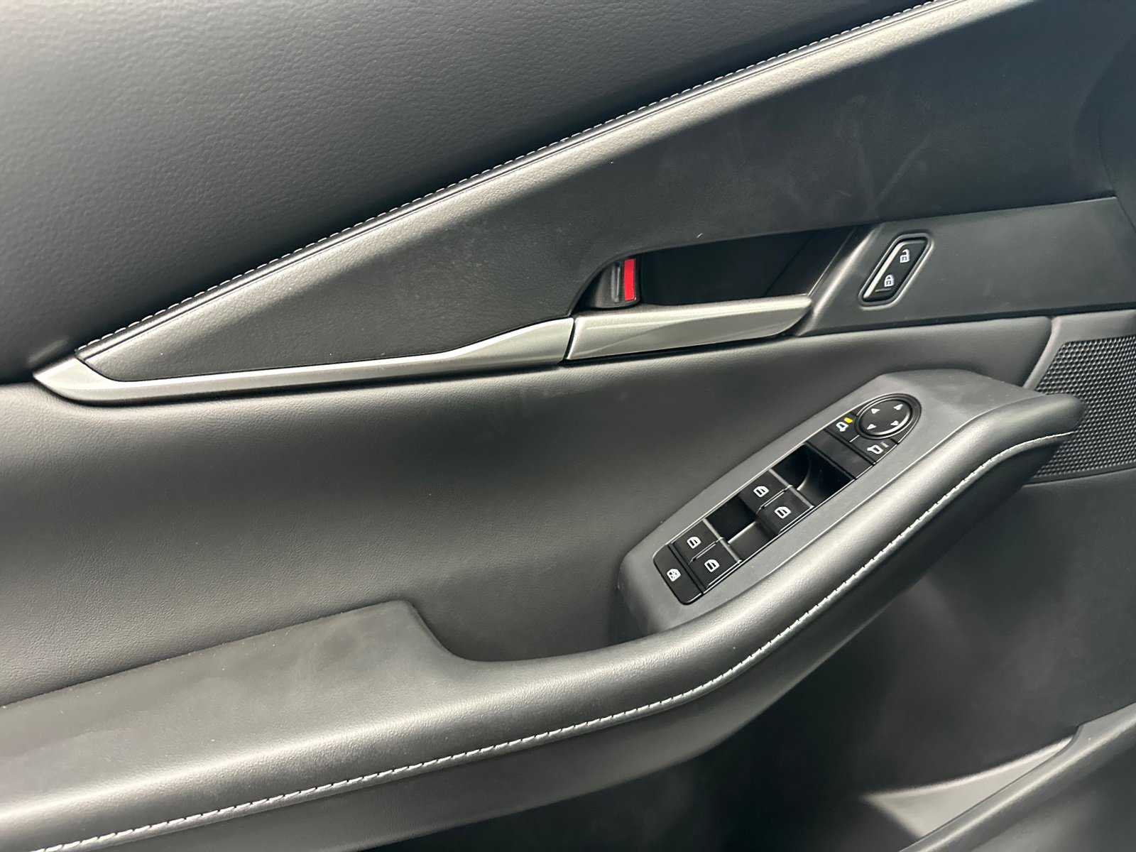 New 2026 MAZDA CX-30 AWD 2.5 S image 36