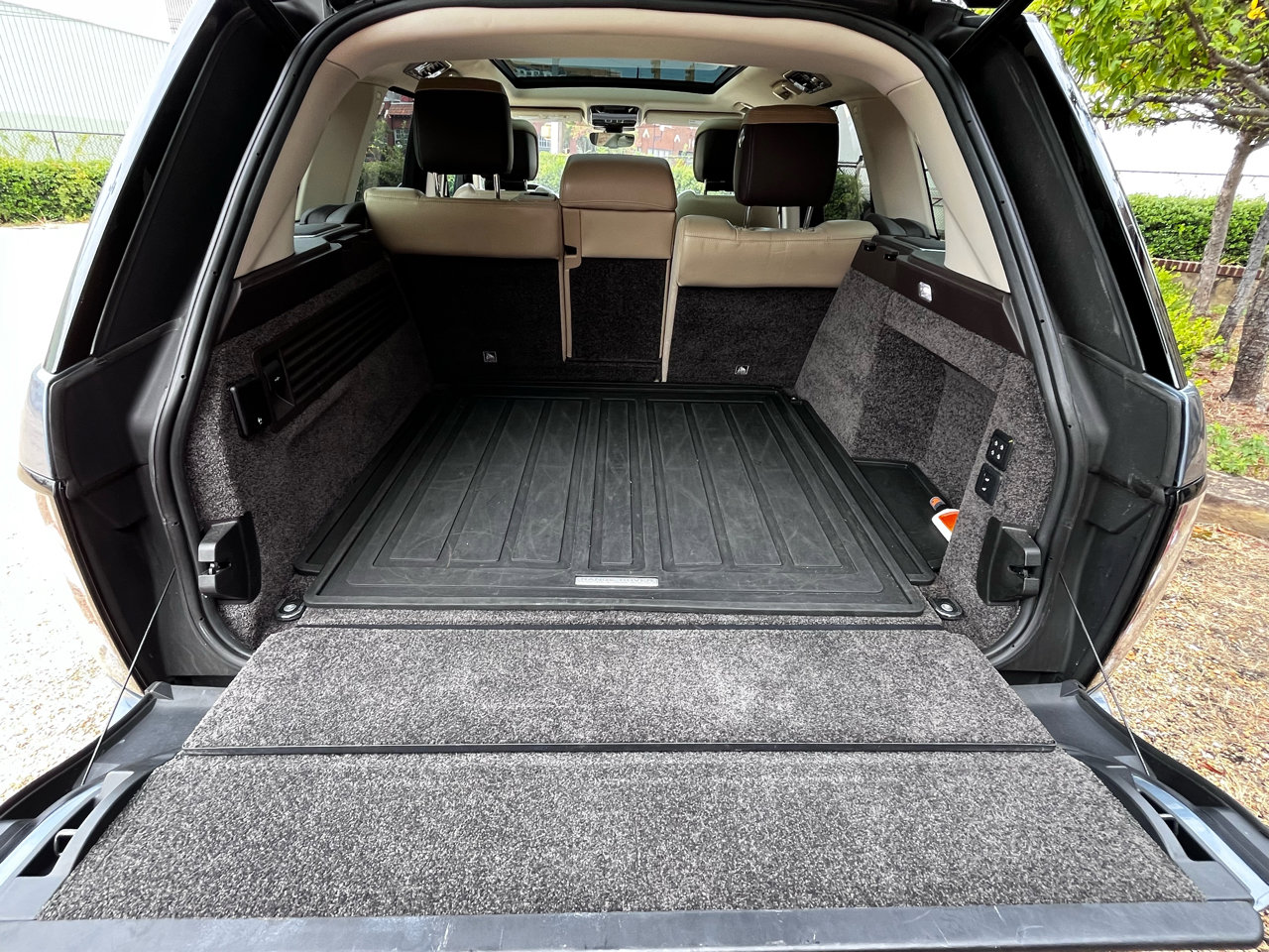 Used 2019 Land Rover Range Rover HSE image 19