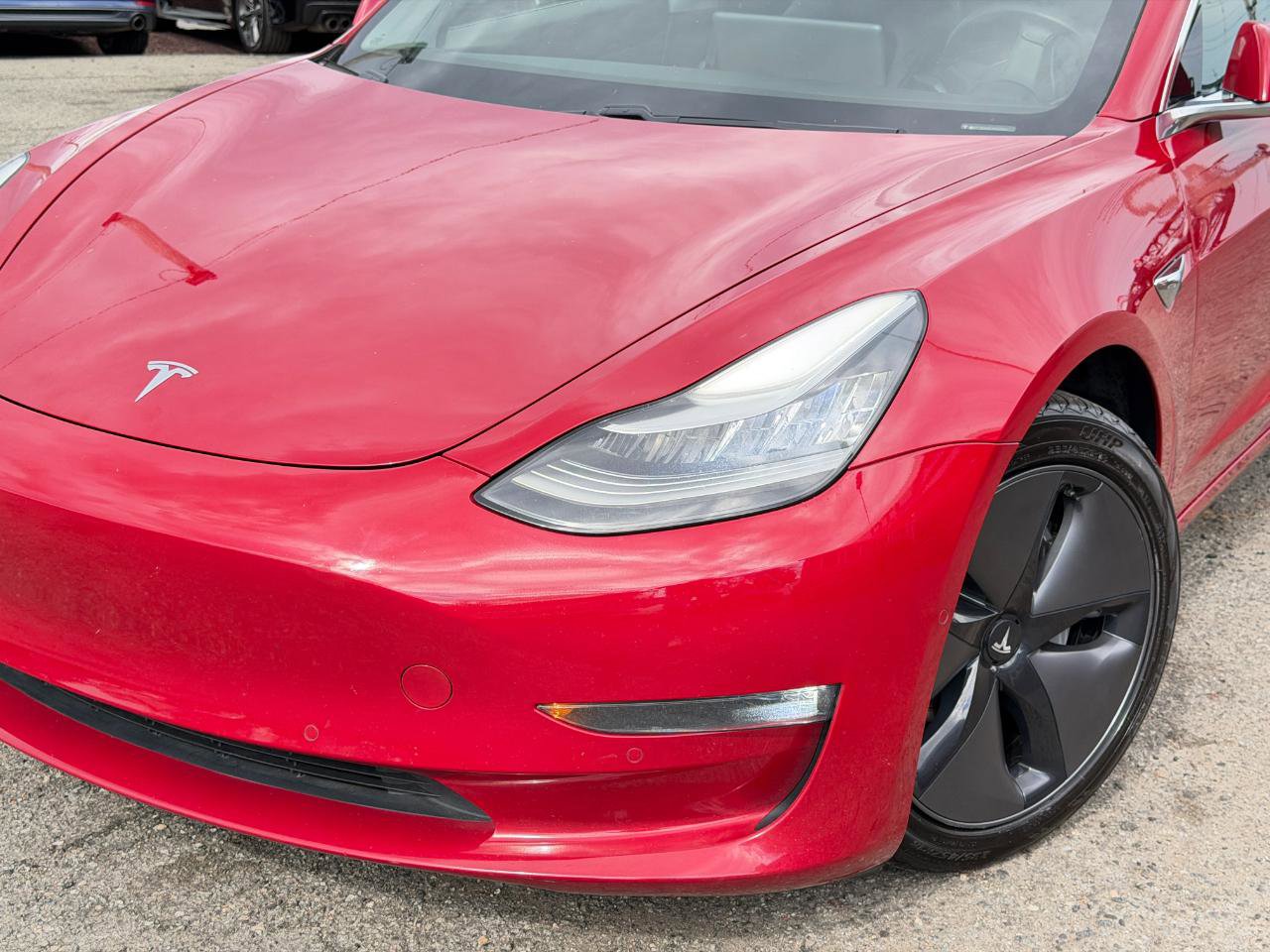Used 2018 Tesla Model 3 Long Range image 90