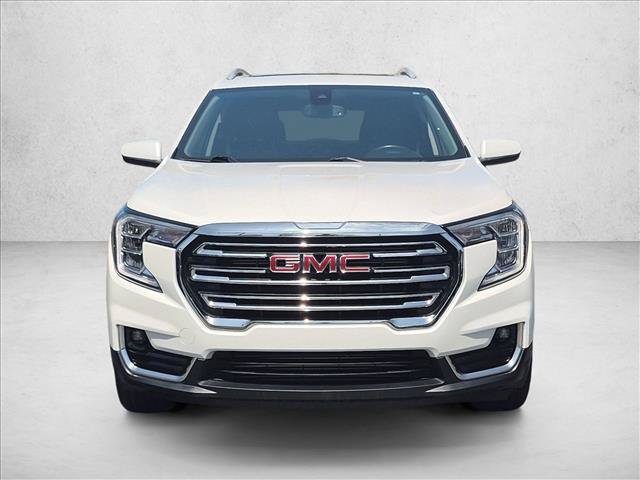 Used 2022 GMC Terrain SLT FWD image 2