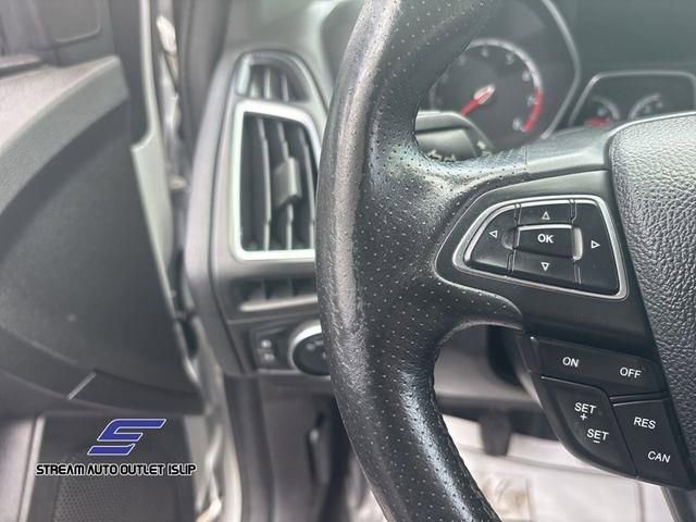Used 2015 Ford Focus ST FWD image 25