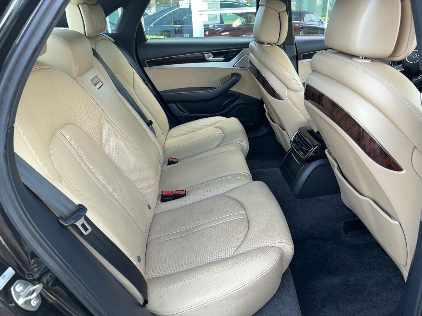 Used 2011 Audi A8 4.2 AWD/4WD image 23