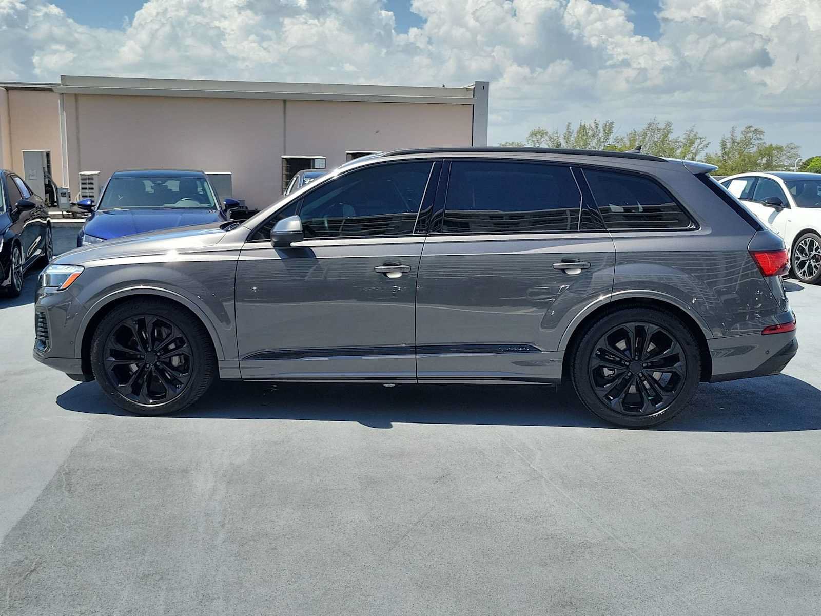Certified 2026 Audi Q7 3.0T Premium Plus AWD/4WD image 3