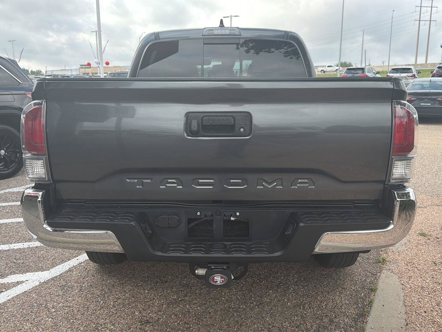 Used 2023 Toyota Tacoma TRD Off-Road AWD/4WD image 4
