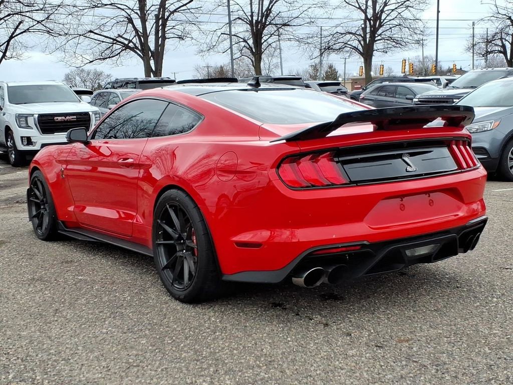 Used 2021 Ford Mustang Shelby GT500 w/ Technology Package RWD image 3